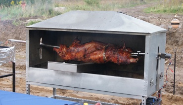 Grundsteinlegung und Baustellenparty 2011