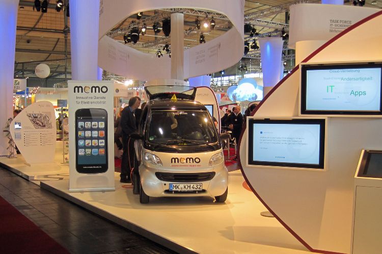 Der e-Smart von MEMO dient zur Ver­mittlung von elektro­mobilen Lern­ange­boten. Foto: PLANET IC