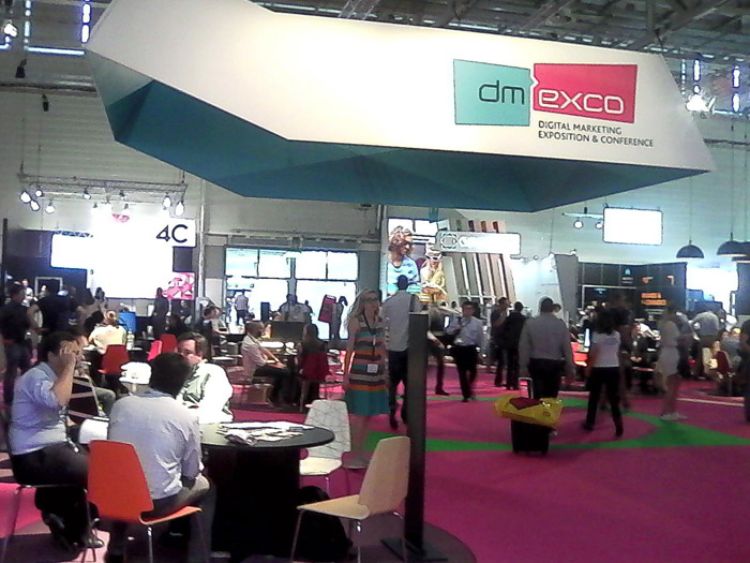 Gespräche über digitale Entwicklungen auf der dmexco, Foto: PLANET IC