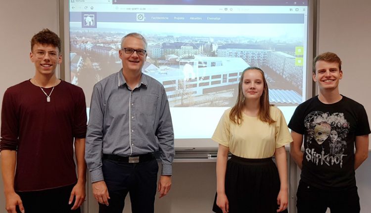 Projektteam der Schule v. l. n. r.: Maurice Müller, Dirk Rönck, Olivia Schreier, Niklas Kellputt