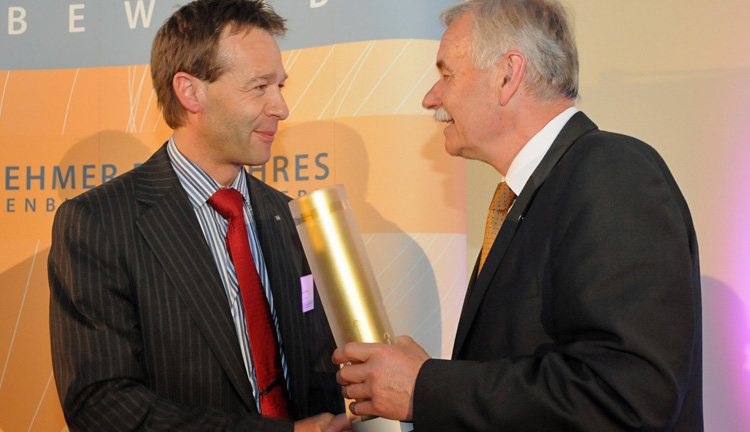 Wirtschaftsminister gratuliert zum Unternehmerpreis Wirtschaftsminister gratuliert zum Unternehmerpreis