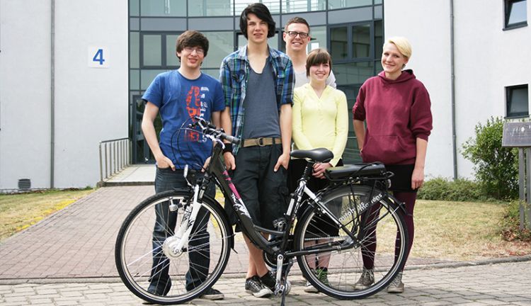 Gymnasiasten aus Grevesmühlen bauten umweltfreundliches Elektrofahrrad Gymnasiasten aus Grevesmühlen bauten umweltfreundliches Elektrofahrrad